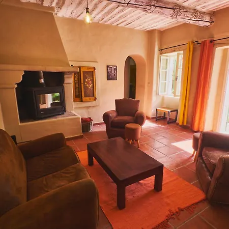 Maison Provencale Avec Jardin * Velleron