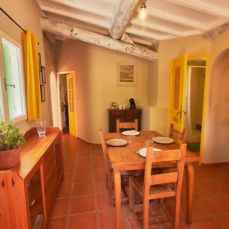 Holiday home Maison Provencale Avec Jardin *